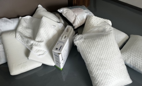 ¿Noches de insomnio? ¡Mi expedición a la Montaña de Almohadas para encontrar la perfecta para ti!